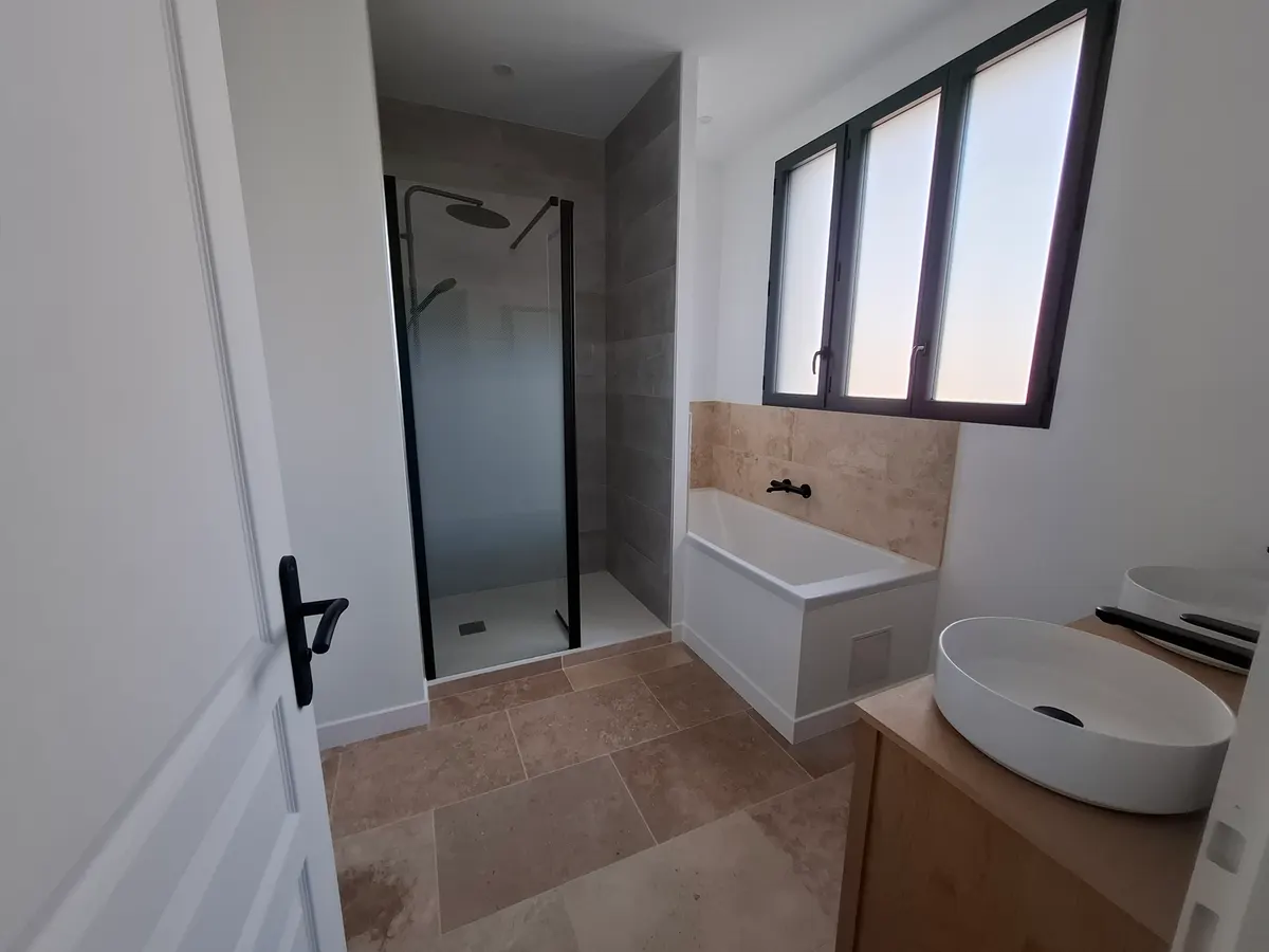 Salle d'eau rénovée